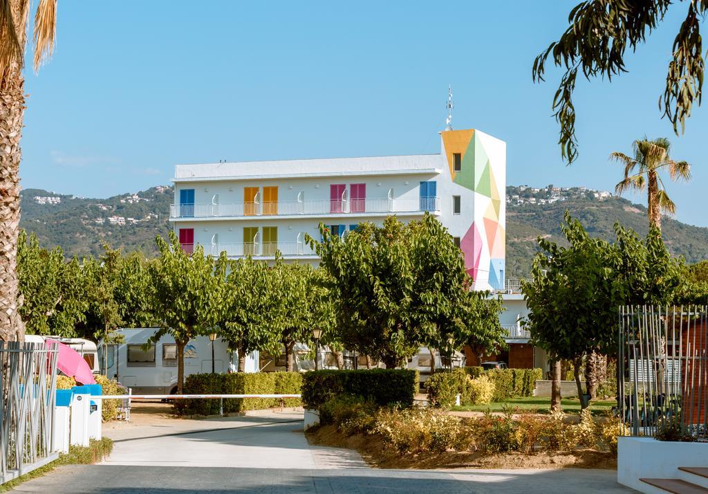 Camping Bellsol Pineda de Mar Exterior photo